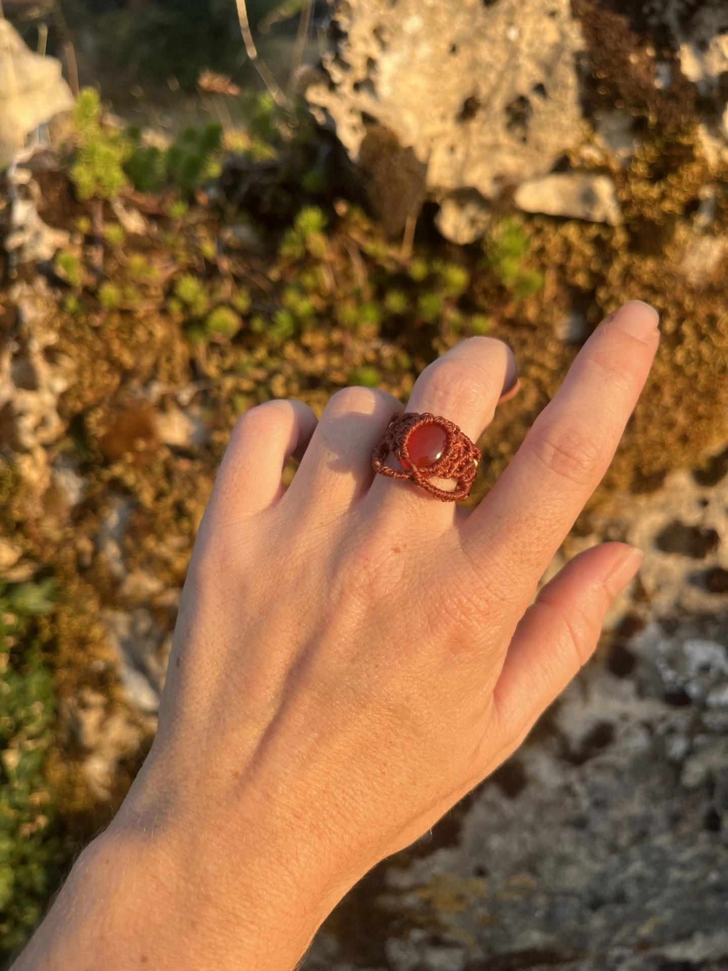 bague en micro macramé artisanale