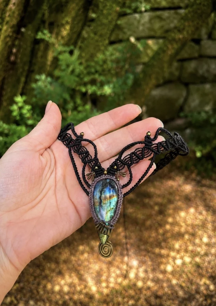 signification de la labradorite